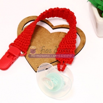 Prende-chupeta em crochet com mola de plástico (Fios d'arte)