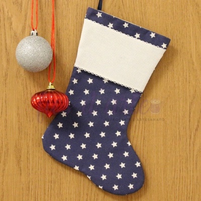 Bota/ Meia de Natal em tecido para bordar ponto cruz #106 (Fios d'arte)