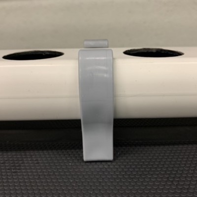 Abraçadeira de Mola para Perfil Berçário