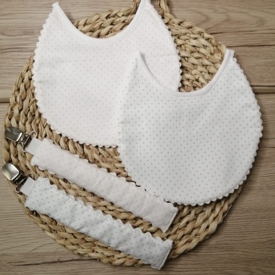 CONJUNTO BABETE E TIRA CHUCHA PINTINHAS