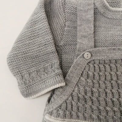 JARDINEIRA COM CAMISOLA