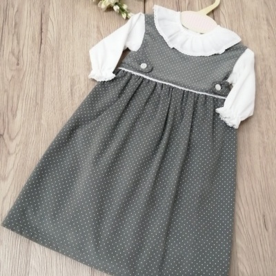 CUEIRO SAIA CINZA PINTAS