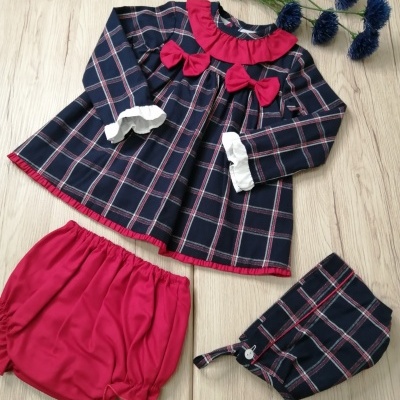 CONJUNTO VESTIDO E TOUCA