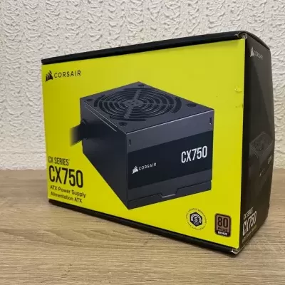 Fonte de alimentação Corsair CX750 ATX 750 Watts 80 PLUS Bronze