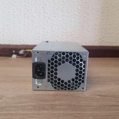 Fonte de Alimentação HP 200W 80 PLUS PLATINIUM