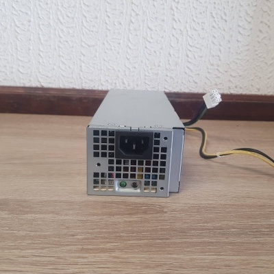 Fonte de Alimentação DELL 240w