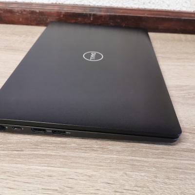 DELL Latitude 5300