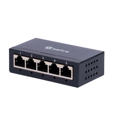 Hub de rede preto Safira com cinco portas Ethernet