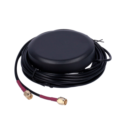 Antena circular preta com cabo e conectores dourados