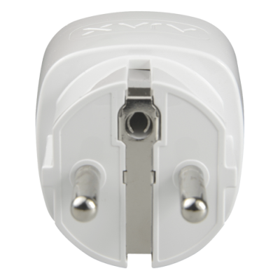 Adaptador de tomada elétrico branco com dois pinos redondos em metal