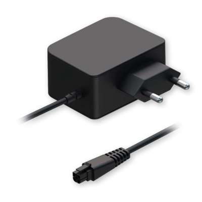 Carregador elétrico preto com ficha europeia e conector de 4 pinos