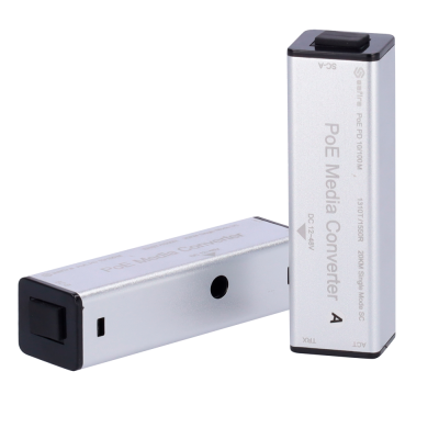 Safire Media Converter Kit (2 unidades) 1x Porta Ethernet RJ45 1x Conector Simplex SC-SF-MC-1F-E-20SM-SC