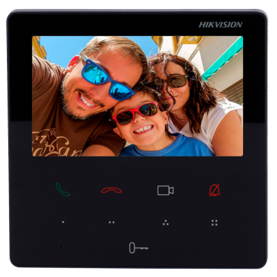 Ecrã digital preto HIKVISION com imagem de família sorridente