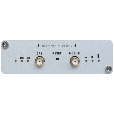 Painel metálico prateado com conectores e indicadores LED