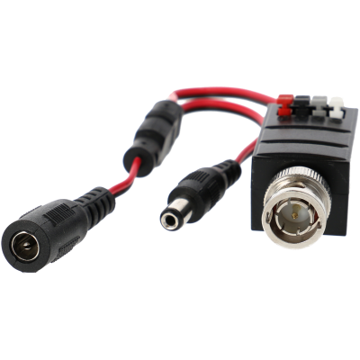 Adaptadores de conectores eletrónicos com cabo vermelho e conector BNC