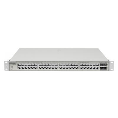 Interruptor de rede Cisco cinza com 24 portas Ethernet e texto no painel frontal