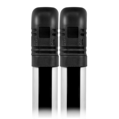 Dois dispositivos eletrónicos com plástico preto e hastes metálicas prateadas