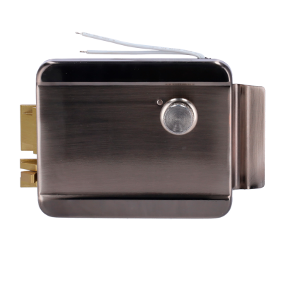 Fechadura eletrónica metálica escura com botão circular e fios brancos