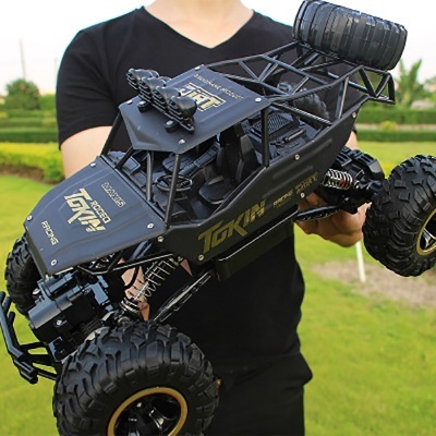 Carro telecomandado grande 1:12 todo terreno TT 4X4 LED