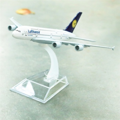 Modelo Miniatura Avião Airbus A380 companhia aérea Lufthansa Airlines NOVO