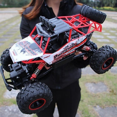 Carro telecomandado grande 1:12 todo terreno TT 4X4 LED