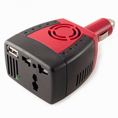 Inversor de corrente para carro vermelho e preto com portas USB e tomadas universais