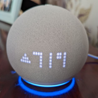 Alexa Echo Dot 5ª Geração RELOGIO Touch Versão internacional coluna NOVO e SELADO