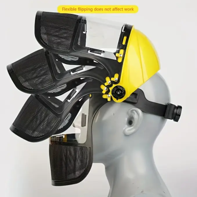 Capacete de proteção amarelo com viseira preta ajustável em três posições