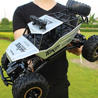 Carro telecomandado grande 1:12 todo terreno TT 4X4 LED