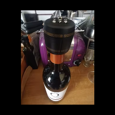 Cadeado para Garrafa com Código Proteção e Segurança para suas Bebidas