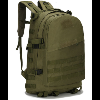 Mochila tática verde-oliva com alças acolchoadas e múltiplos compartimentos