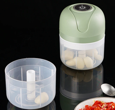 Triturador Elétrico Portátil USB: Praticidade e Eficiência na Sua Cozinha