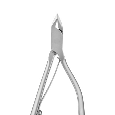 Alicate pequeno de metal com lâminas afiadas