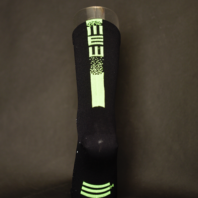 Meias Pretas e Fluor