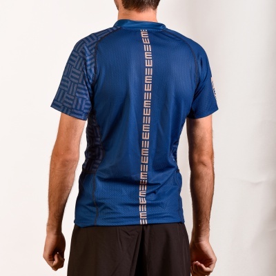 https://www.em3.pt/product/jersey-atletismo-geometric
