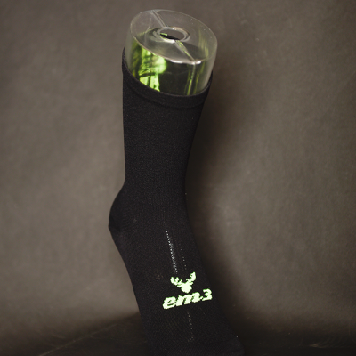 Meias Pretas e Fluor