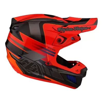 Capacete motocross vermelho e preto com texto Troy Lee Designs