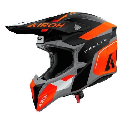Capacete de motocross preto, laranja e cinza com palavras AIROH e WRAAAP