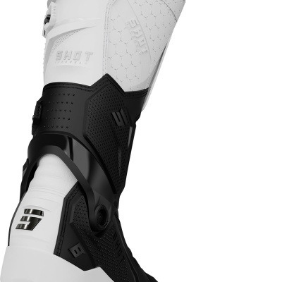 BOTAS SHOT RACE 8 BRANCAS / PRETAS / CROMADAS