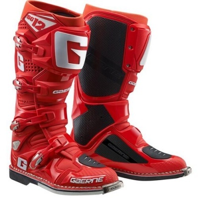 Botas vermelhas Gaerne SG-12 para motocross com fivelas metálicas