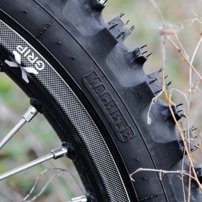 X-GRIP MACHETE 90/100-21