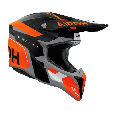 Capacete de motocross preto, cinza e laranja com texto AIROH e WRAAAP