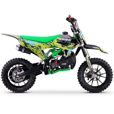 Moto de motocross infantil com assento verde e padrão camuflado