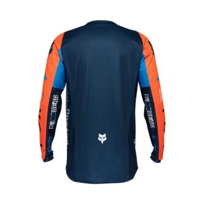 Camisola desportiva azul escuro com mangas laranja e azul, texto RACEWEAR nas mangas