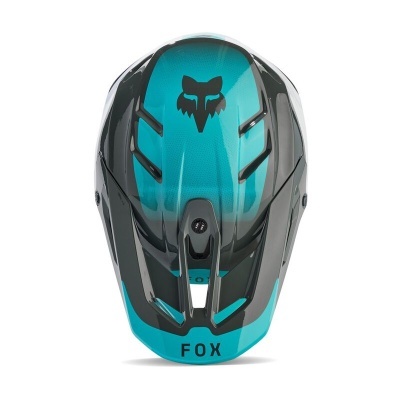 Capacete azul e preto com logo FOX e ranhuras de ventilação