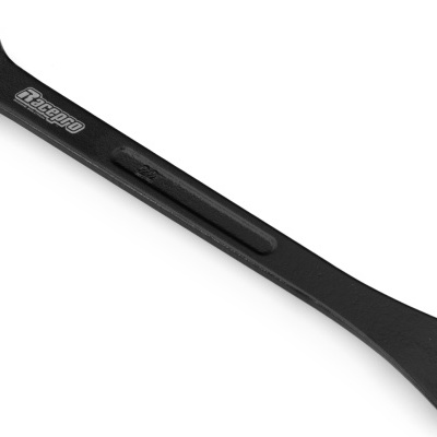 Chave preta de metal para cubo de bicicleta com texto TEC POLO e ALUMINUM ALLOY