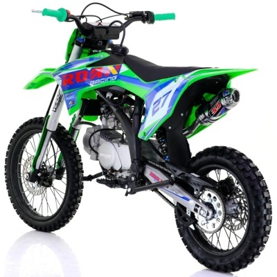 moto de cross verde, preta e azul com texto ROAR RACING e número 27