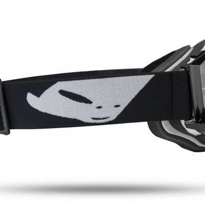 Óculos com armação transparente e correia preta com rosto branco