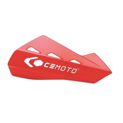 Peça plástica vermelha angular com logótipo branco CEMOTO
