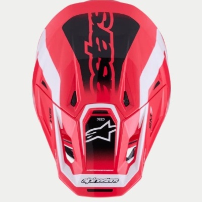 Capacete de motocross vermelho, branco e preto com texto Alpinestars